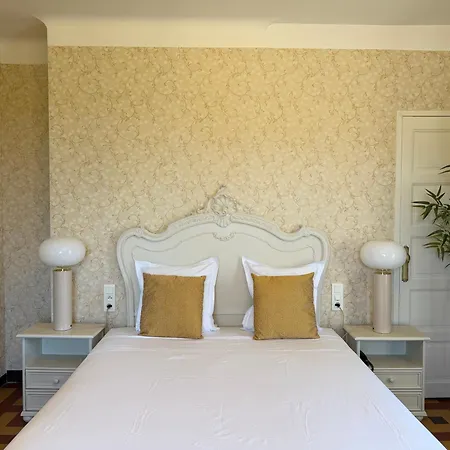 Du Moulin Hotel 3*